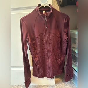 Lulu define jacket